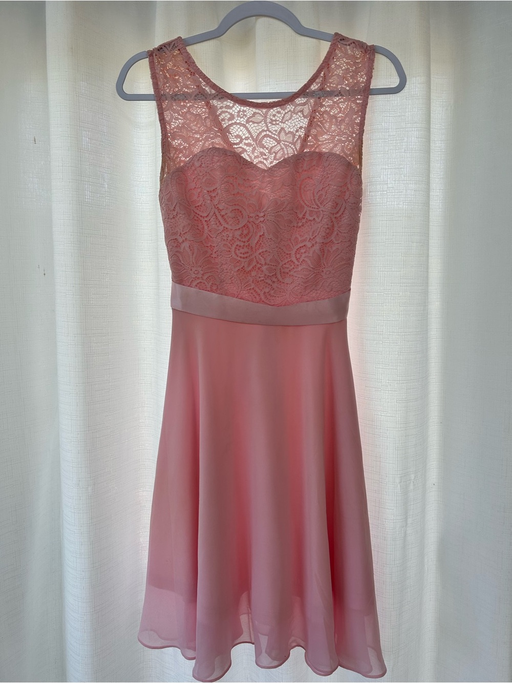 Sleeveless Lace Bodice Chiffon A-Line Dress in Dusty Rose